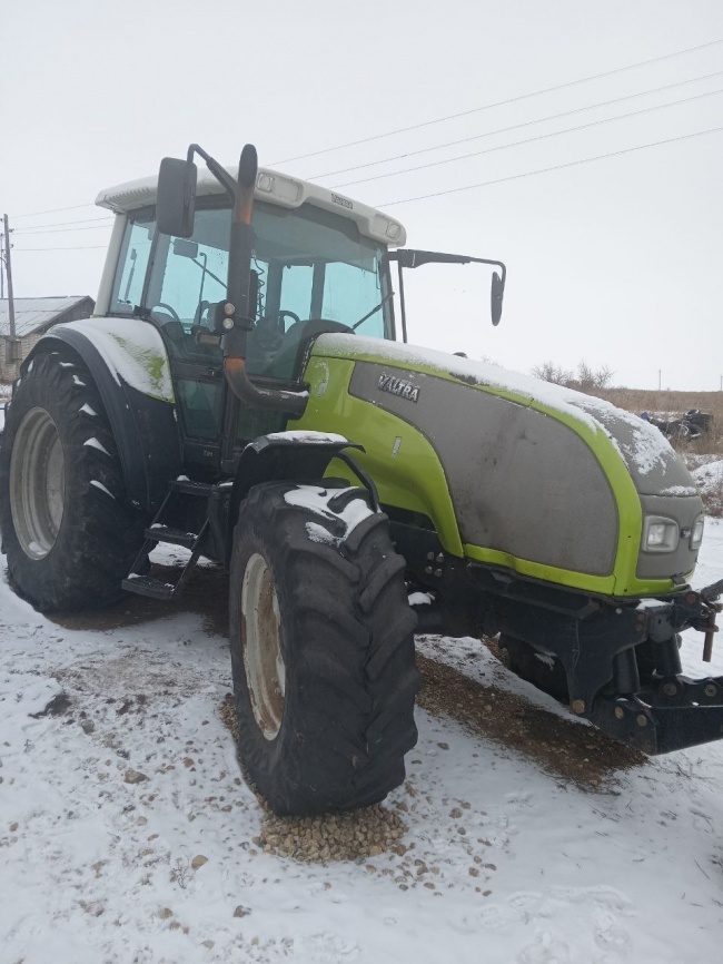 VALTRA T-190 фото 1