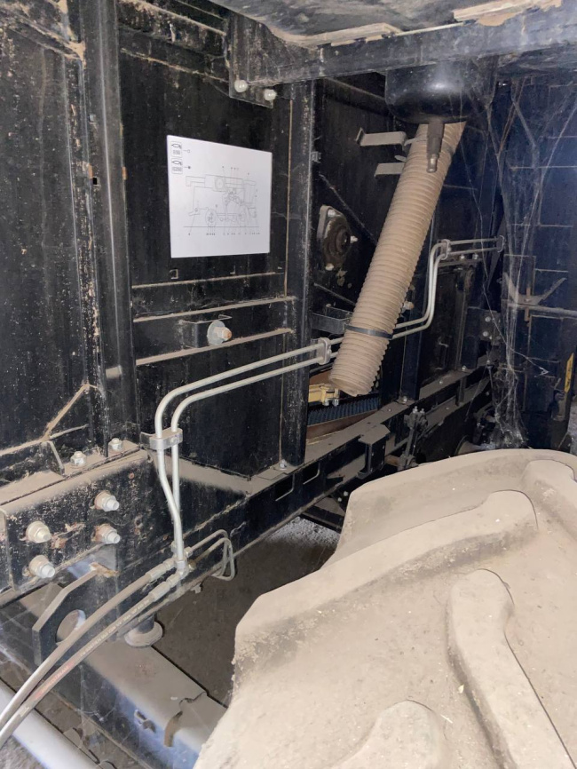 Комбайн Акрос 585 фото 8