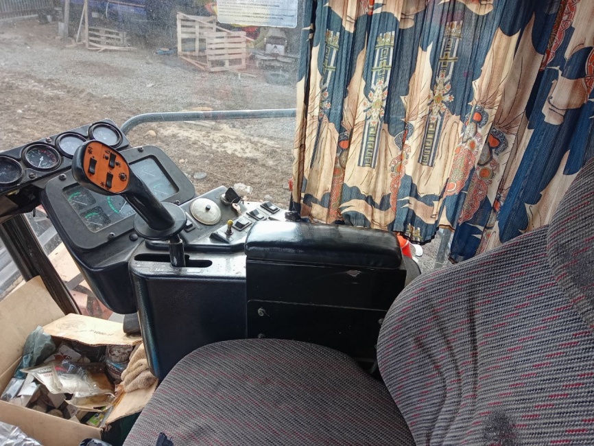 Косилка самоходная Massey Ferguson 9220 фото 4